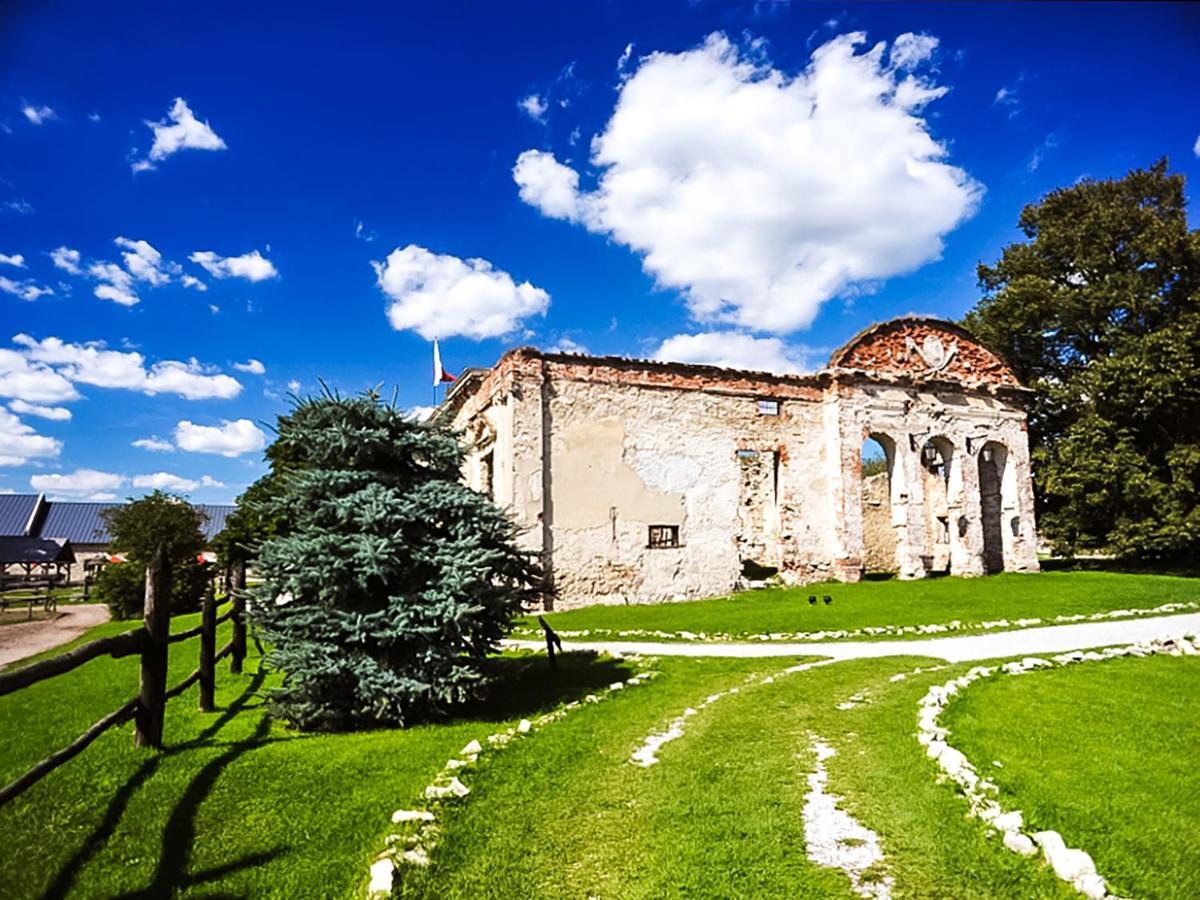 Zamek Rycerski Sobkow Exterior photo